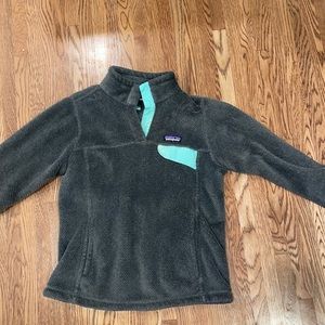 Grey and Teal Patagonia